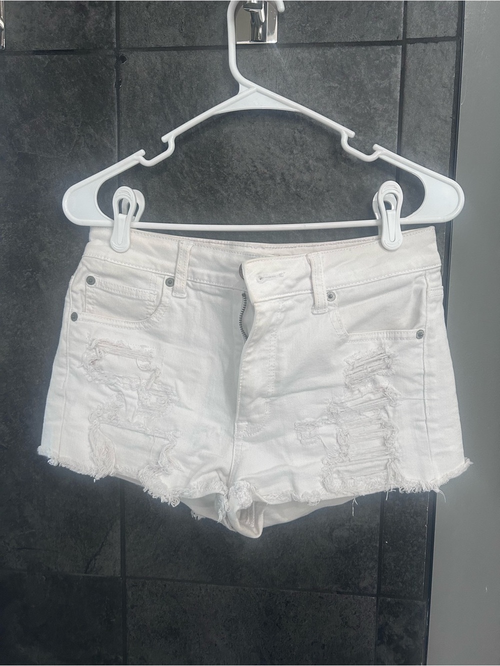 White Distressed Women’s Denim Shorts American Eagle